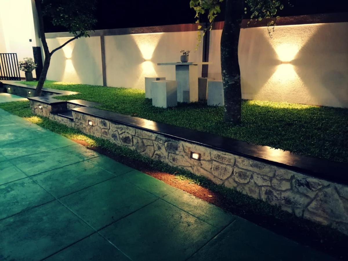 Ceylonima Home Stay อนุราธปุระ ภายนอก รูปภาพ