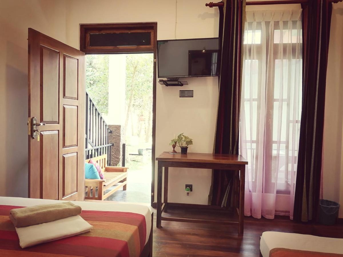 Ceylonima Home Stay อนุราธปุระ ภายนอก รูปภาพ