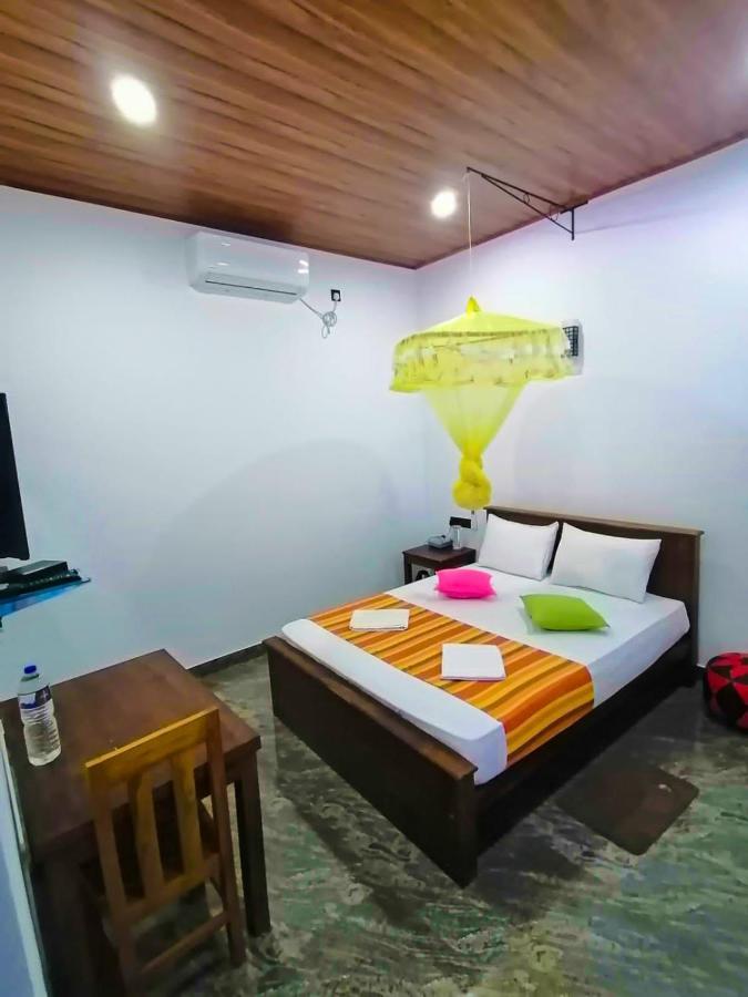 Ceylonima Home Stay อนุราธปุระ ภายนอก รูปภาพ
